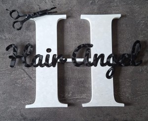 Logo van letters en accenten